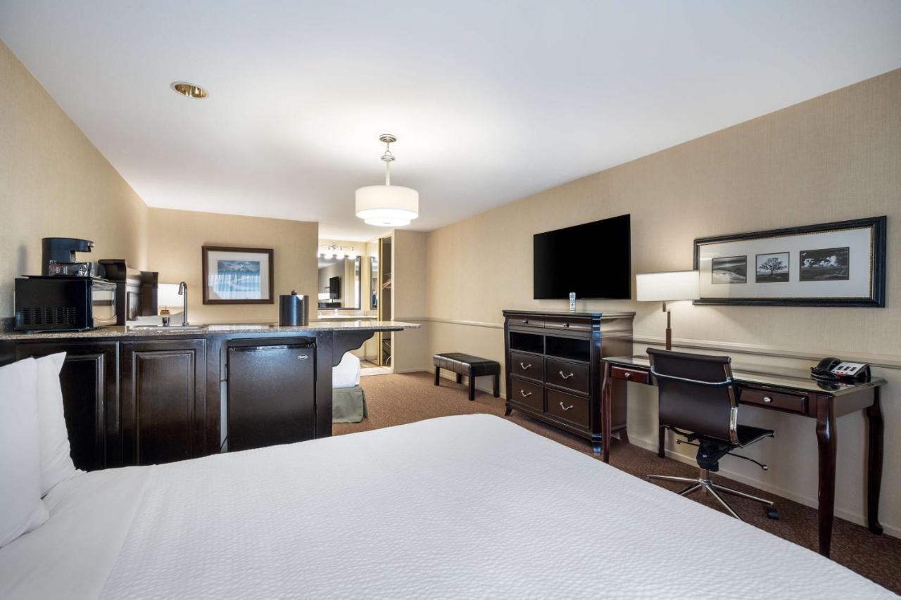 Best Western Corona Hotel & Suites Екстериор снимка