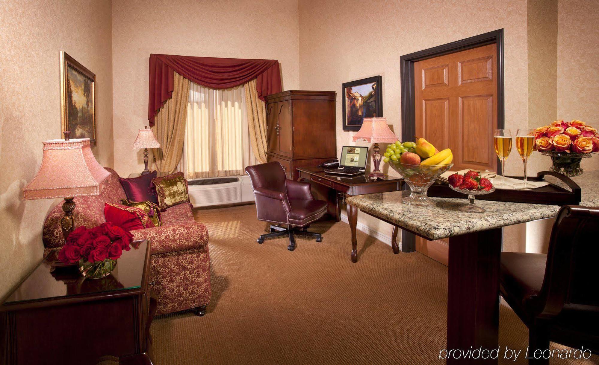 Best Western Corona Hotel & Suites Стая снимка